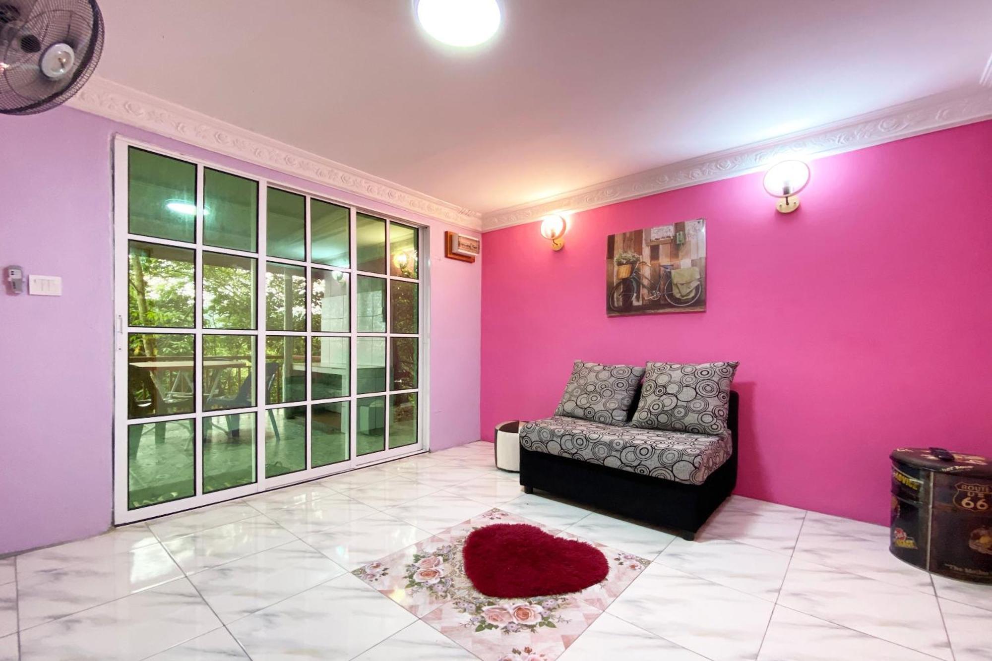 Oyo Home 90285 Pogimpaan Homestay Ranau Luaran gambar
